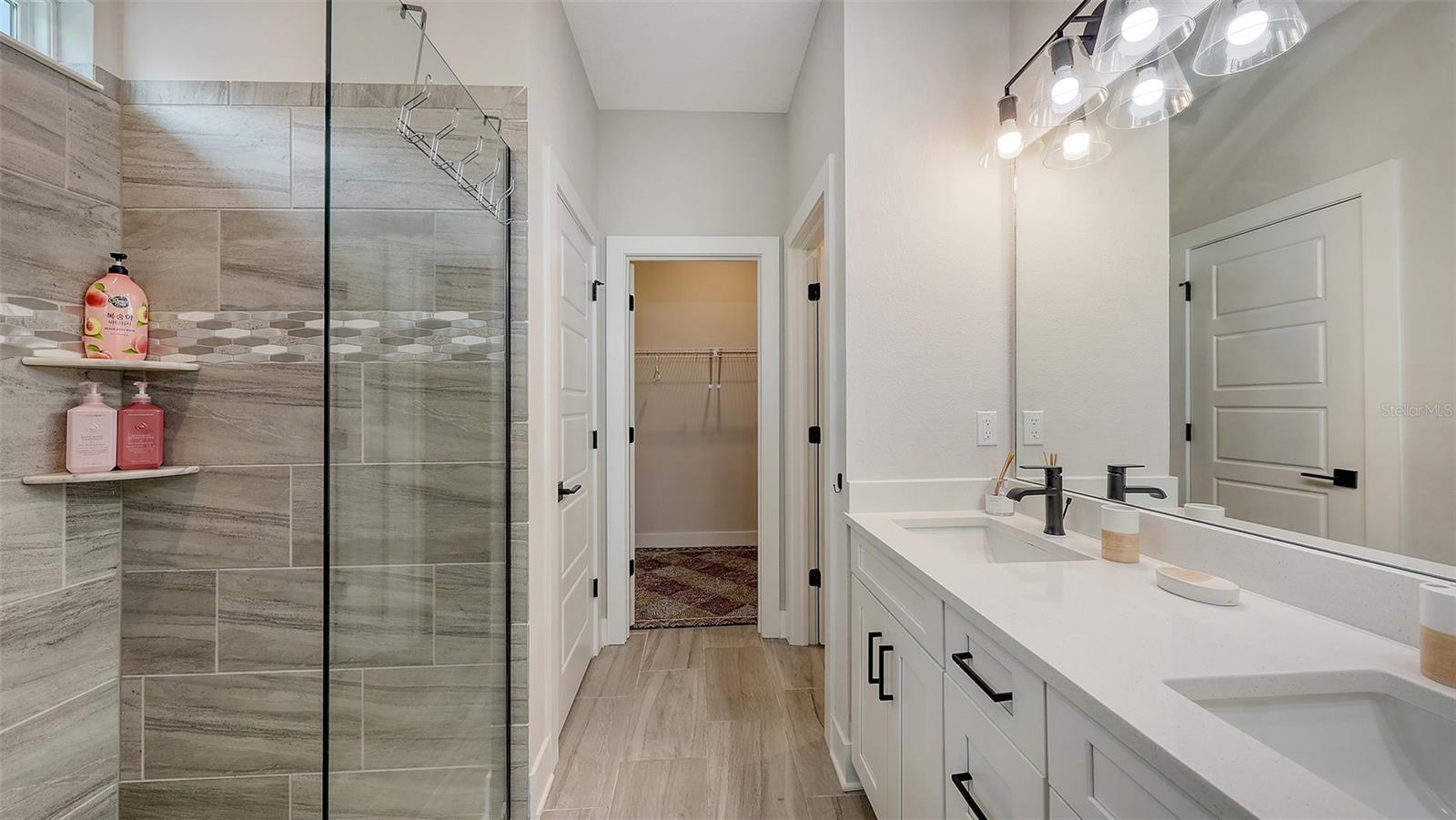 VENICE WOODLANDS PH 2B - Residential