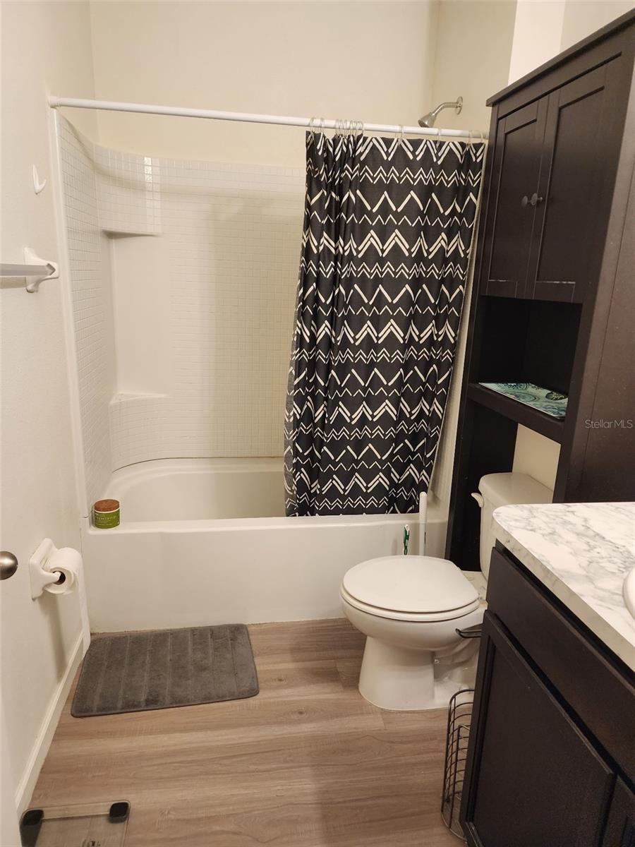 BAYSIDE COTTAGES - Residential