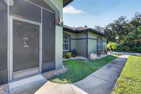 Tiny photo for 42626 Royal Trails Road, Eustis, FL 32736 (MLS # G5119068)