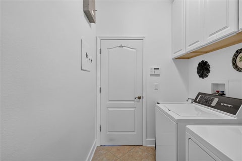 Tiny photo for 42626 Royal Trails Road, Eustis, FL 32736 (MLS # G5119068)