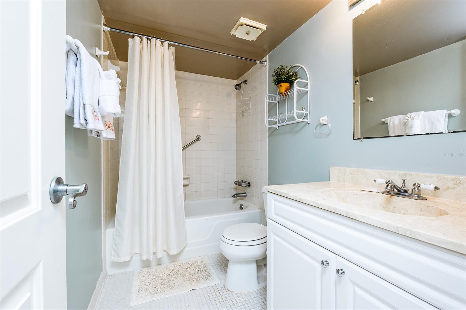 Castle Reef Condo - Residential