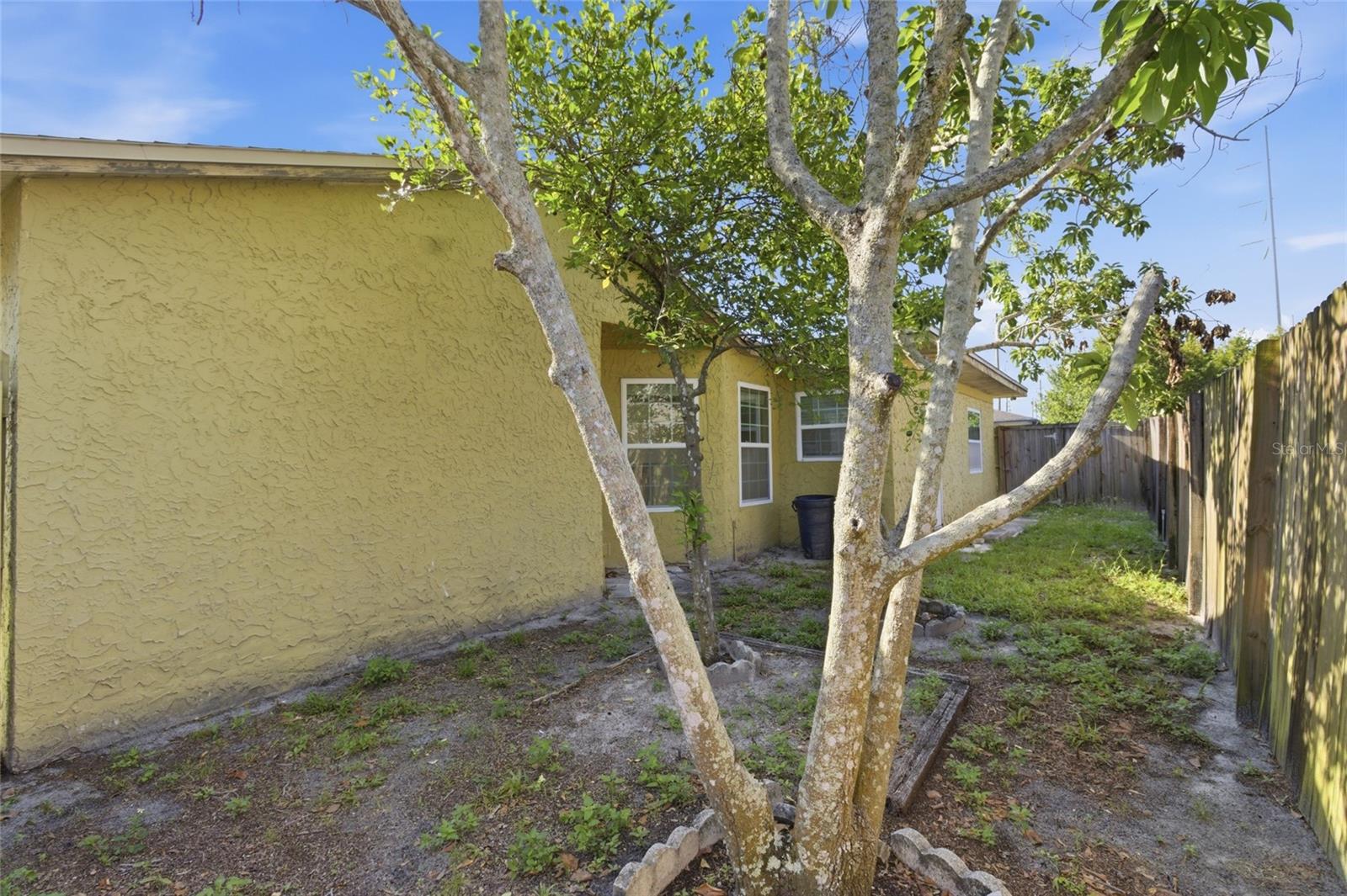 MEADOWS - Residential