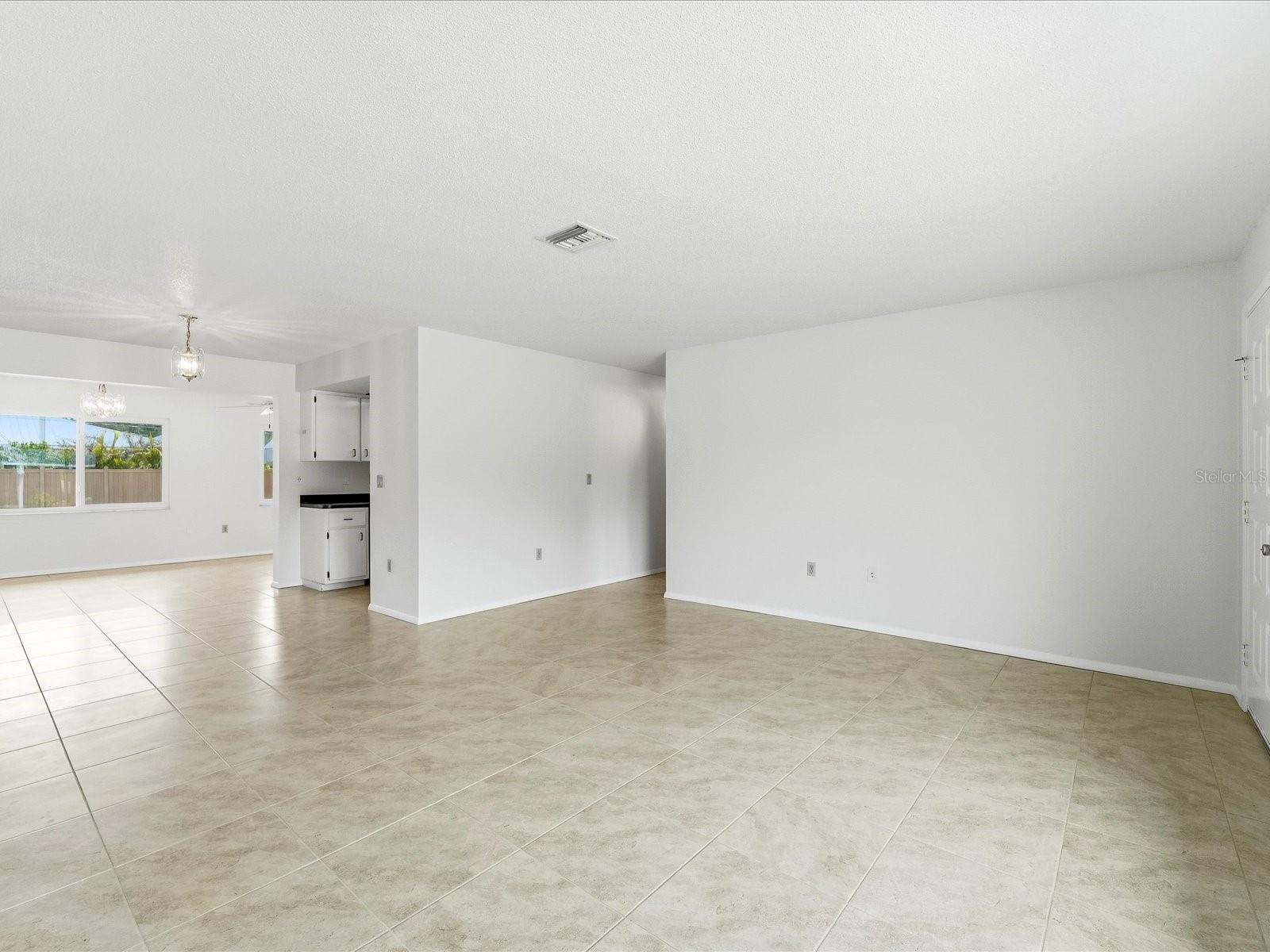 21029 PEACHLAND BOULEVARD