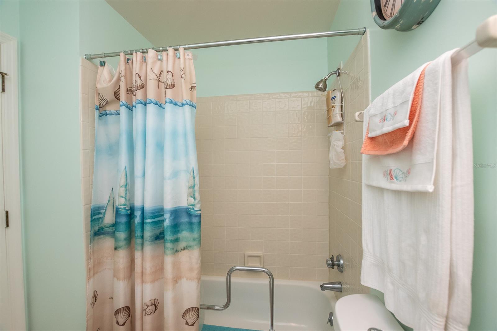 Sun Beach Club Condo Ph 01-03 - Residential