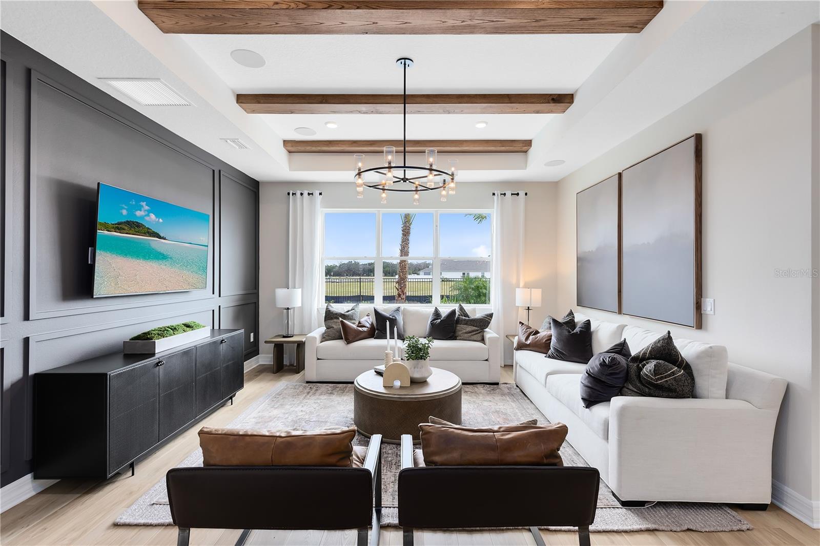 BRIDGEWALK - Residential