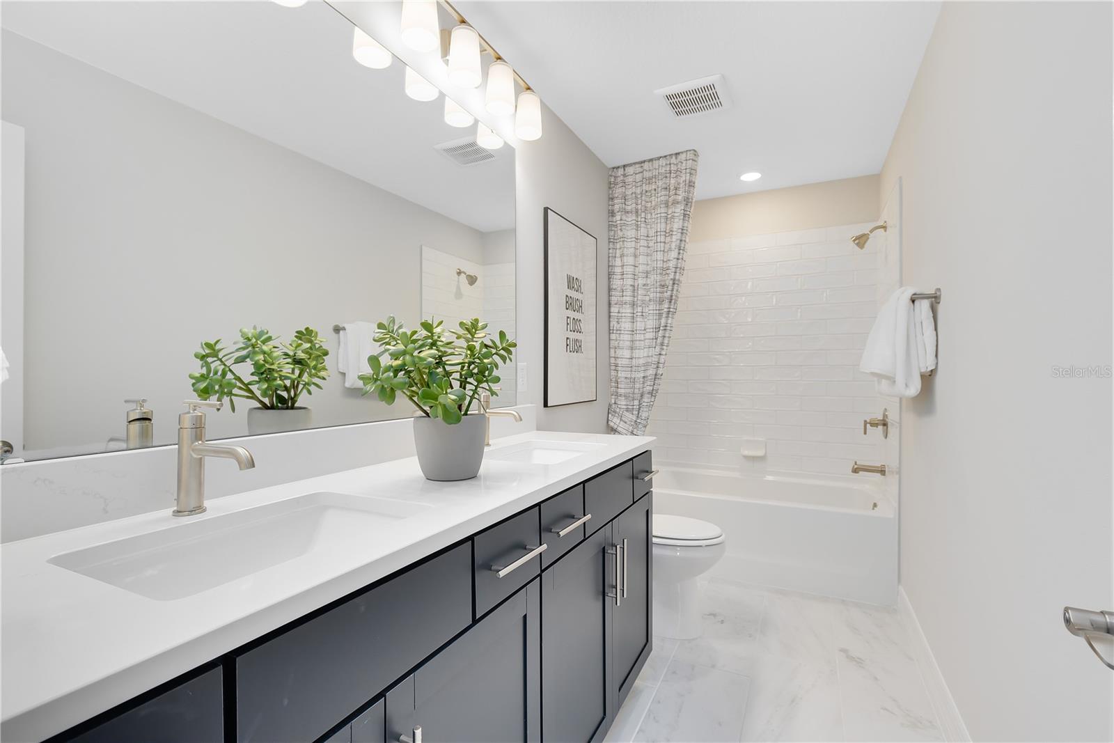 BRIDGEWALK - Residential