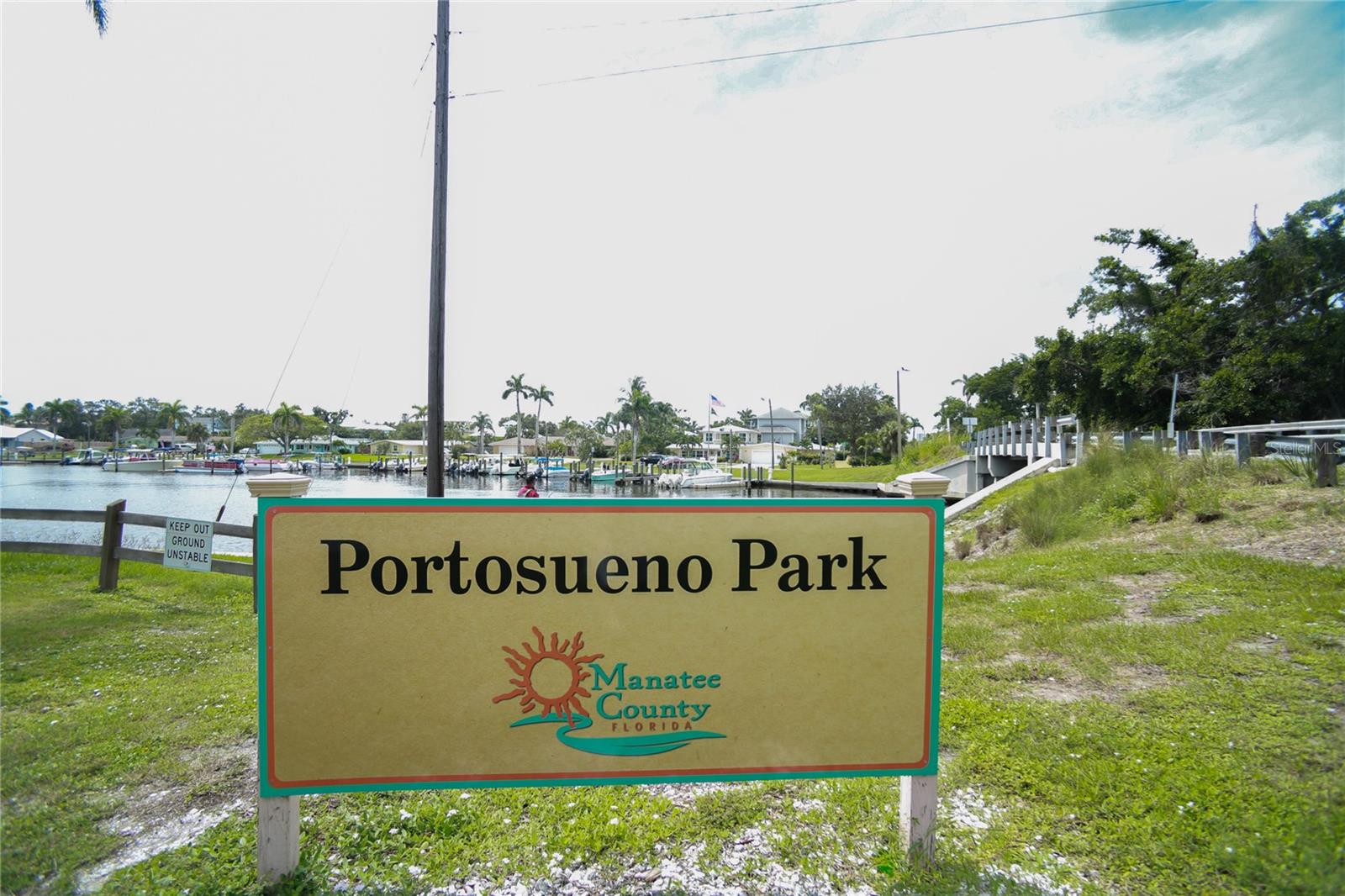 PALMA SOLA PARK - Residential