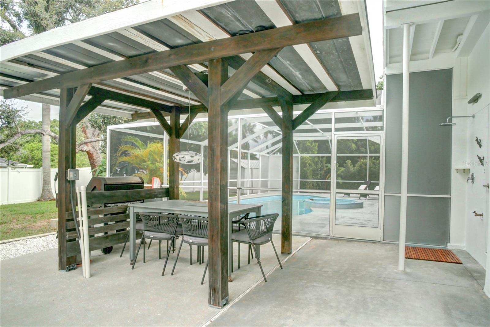 PALMA SOLA PARK - Residential