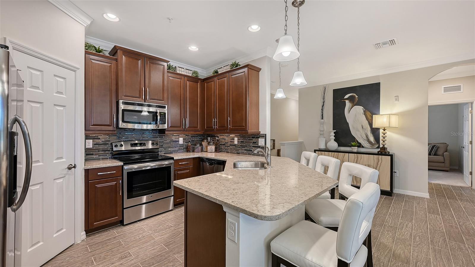 BAY STREET VILLAGE - Residential