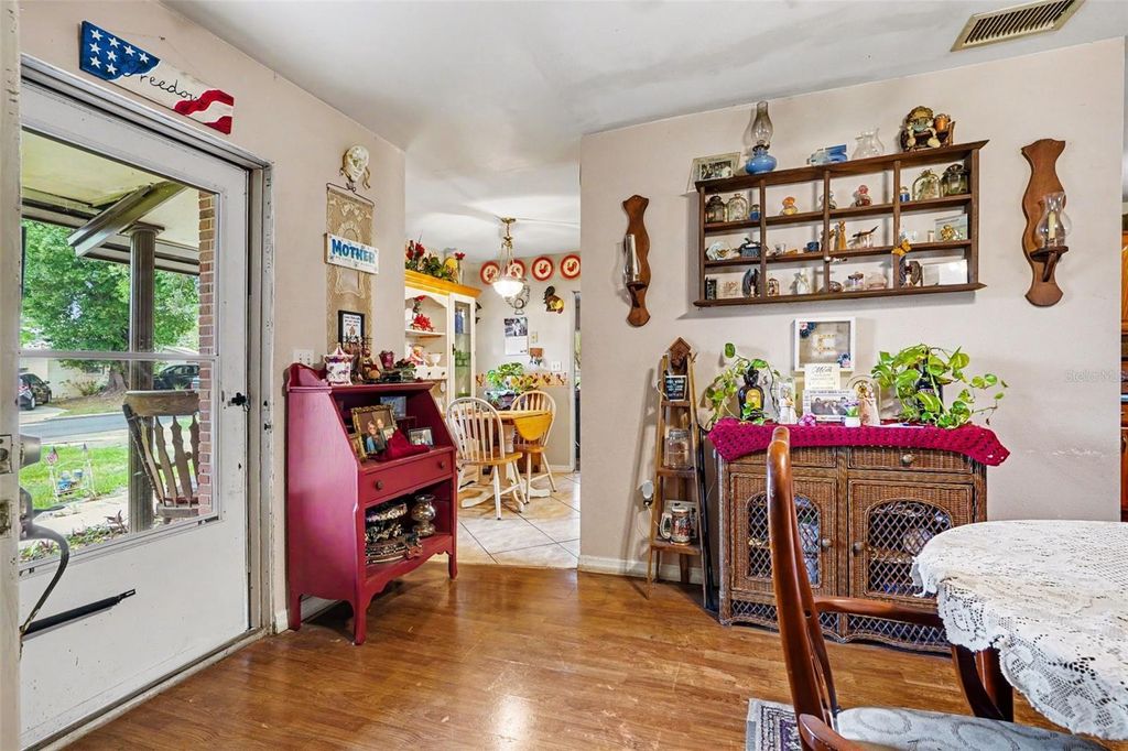 Photo of 618 Young Place, Lakeland, FL 33803 (MLS # TB8504966)