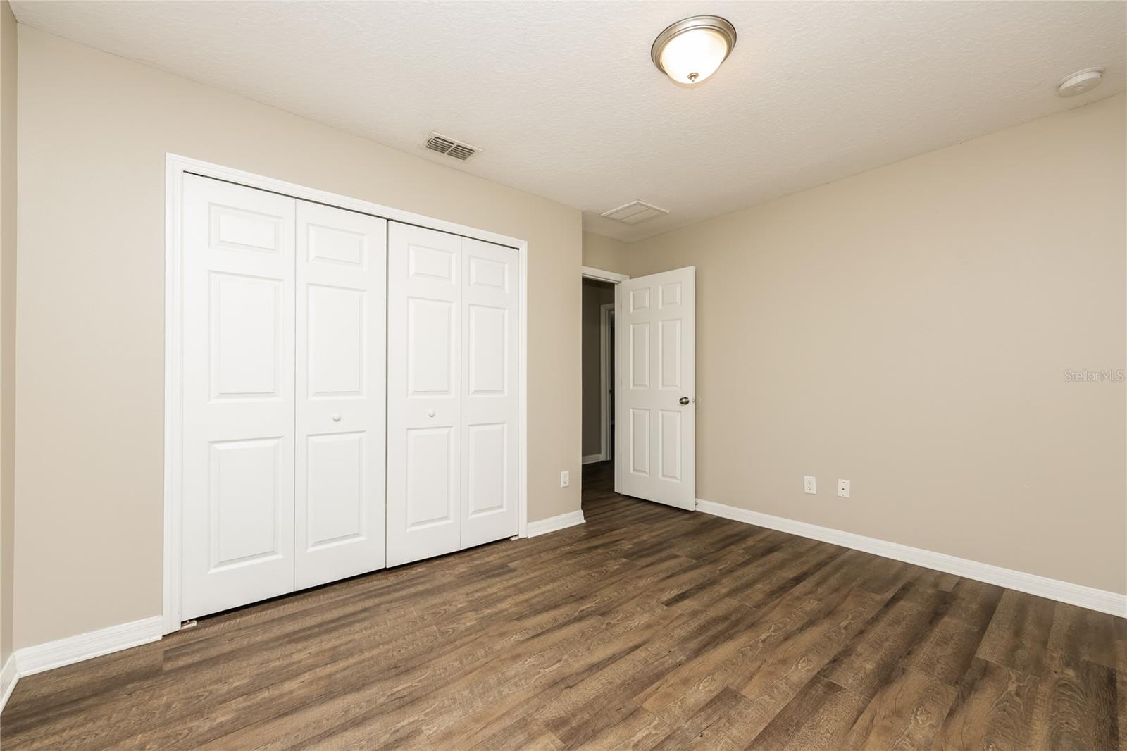 MOON LAKE ESTATES - Residential