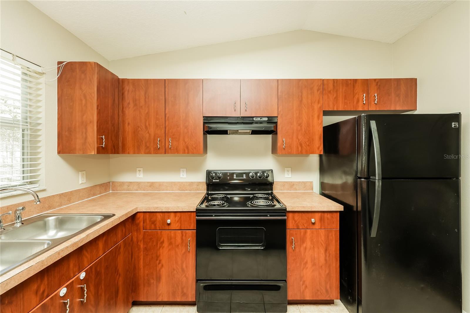 MOON LAKE ESTATES - Residential