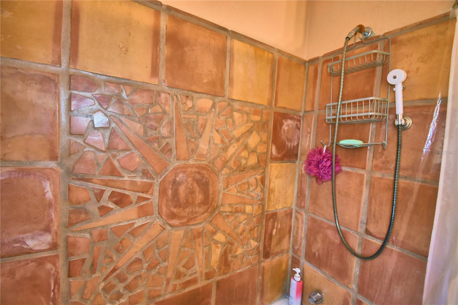 OAKRIDGE ESTATES - Residential