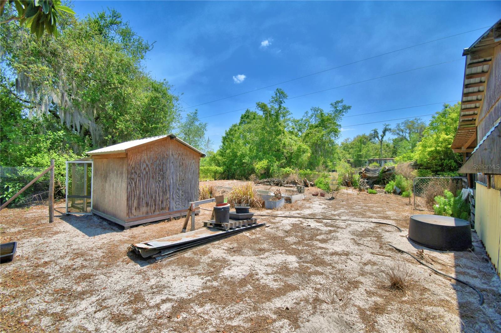 OAKRIDGE ESTATES - Residential