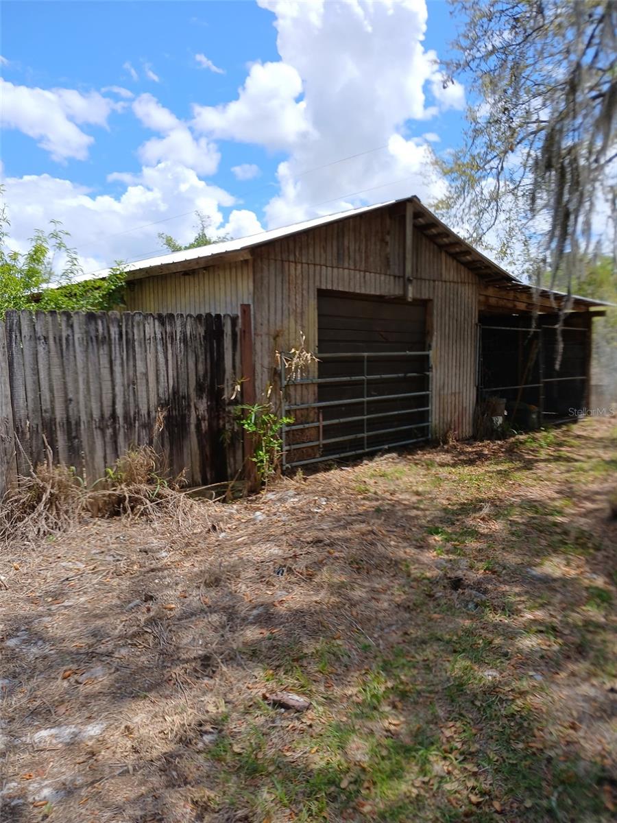 OAKRIDGE ESTATES - Residential