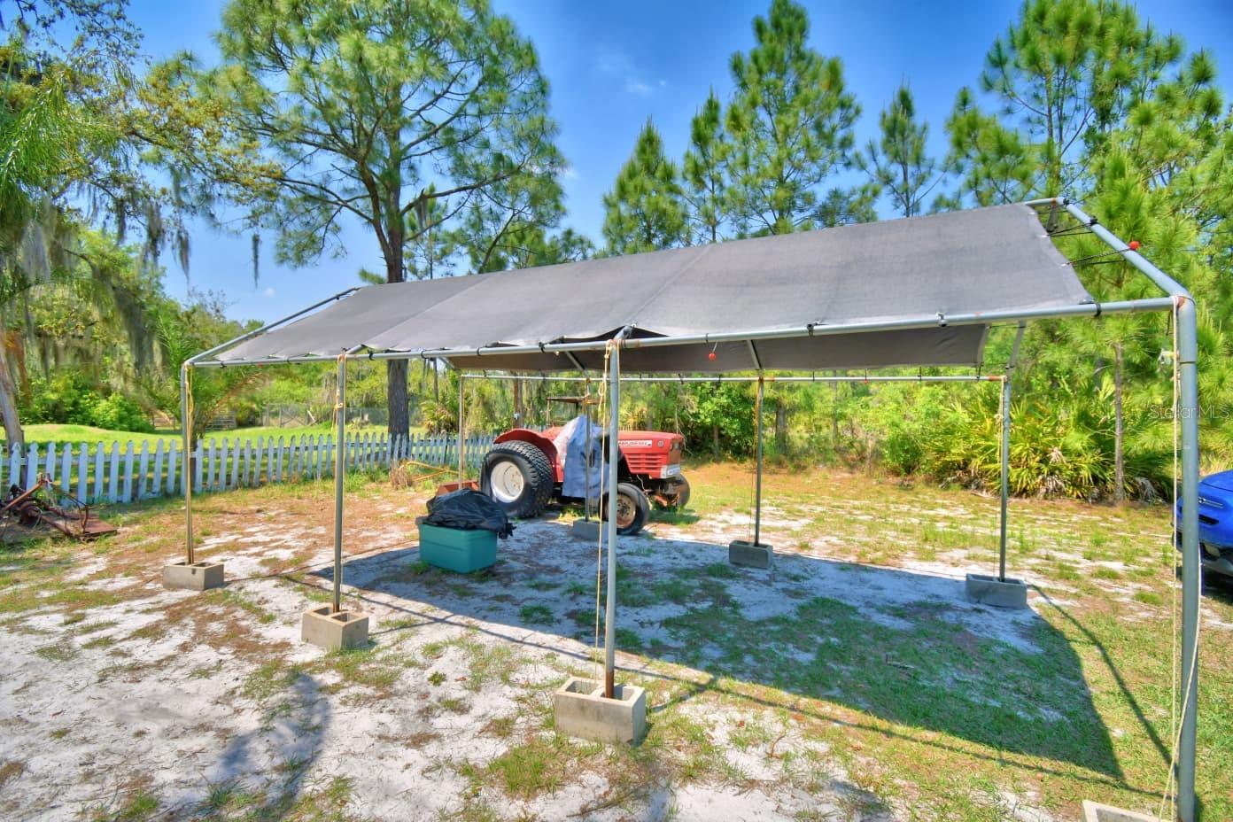 OAKRIDGE ESTATES - Residential