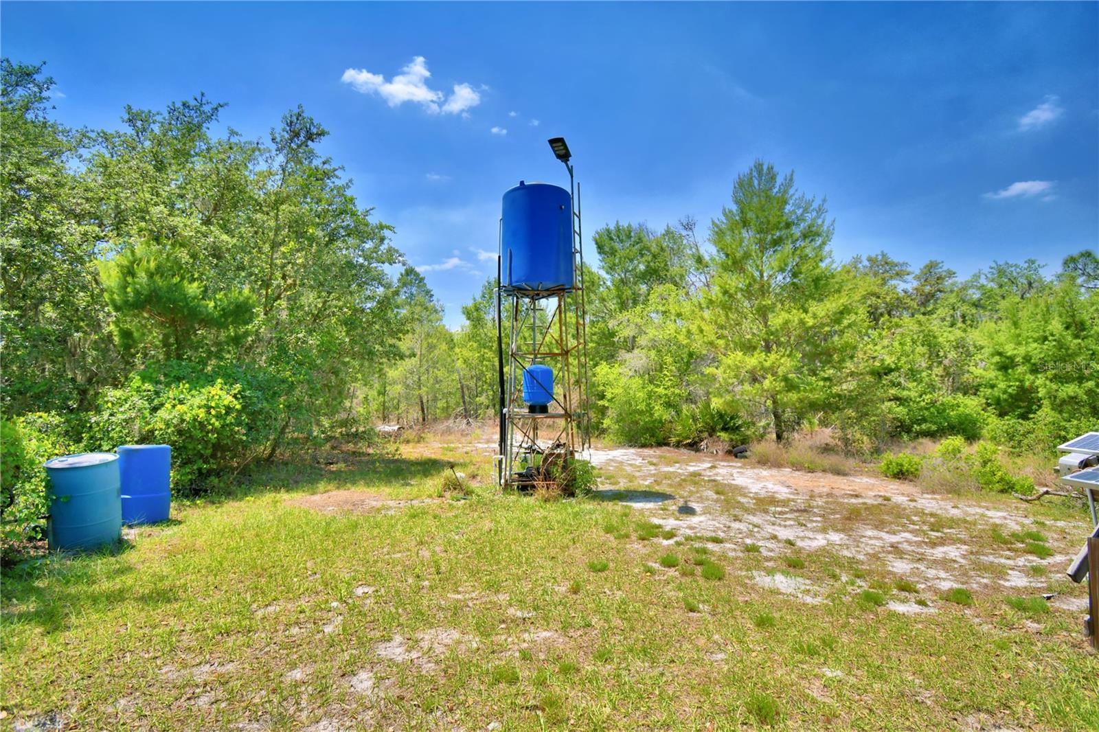 OAKRIDGE ESTATES - Residential