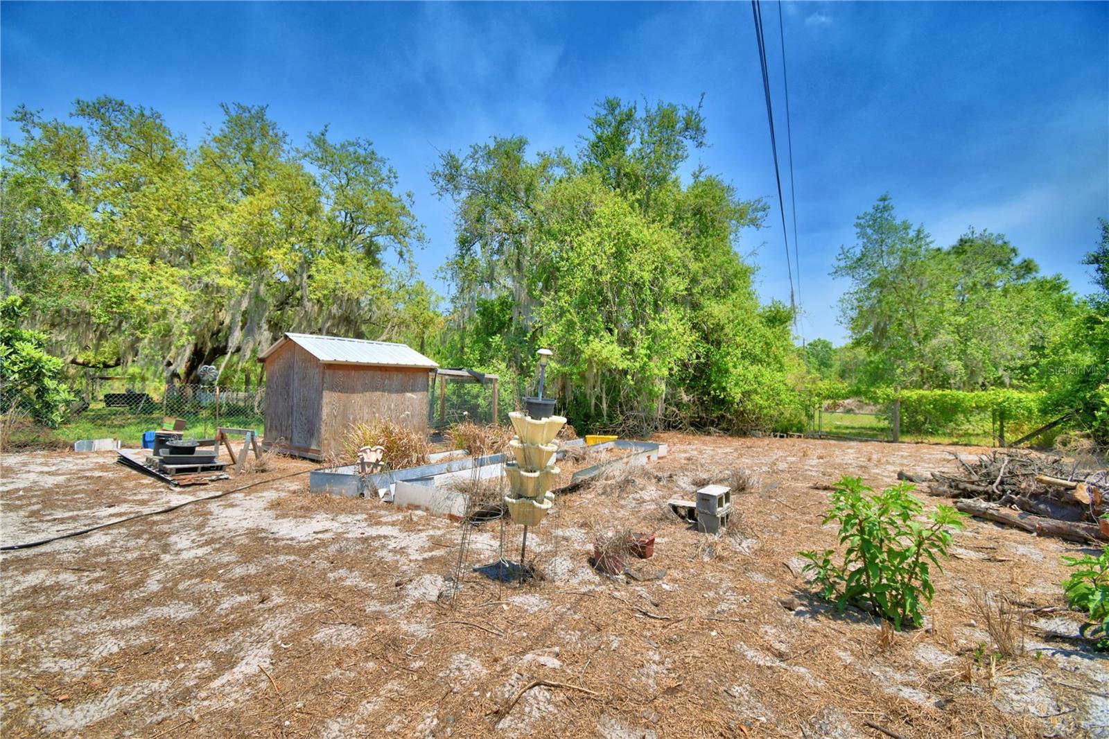 OAKRIDGE ESTATES - Residential