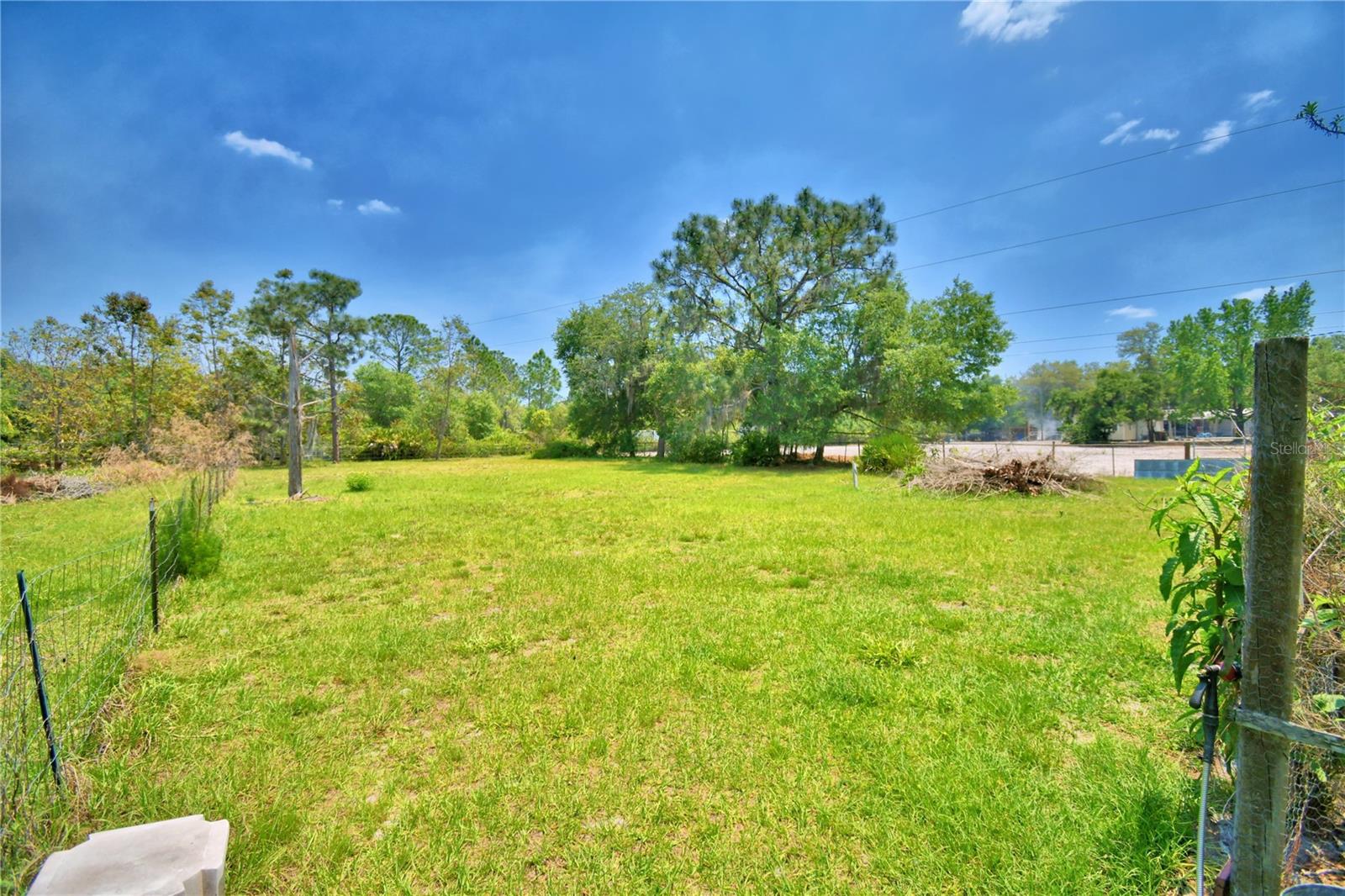 OAKRIDGE ESTATES - Residential