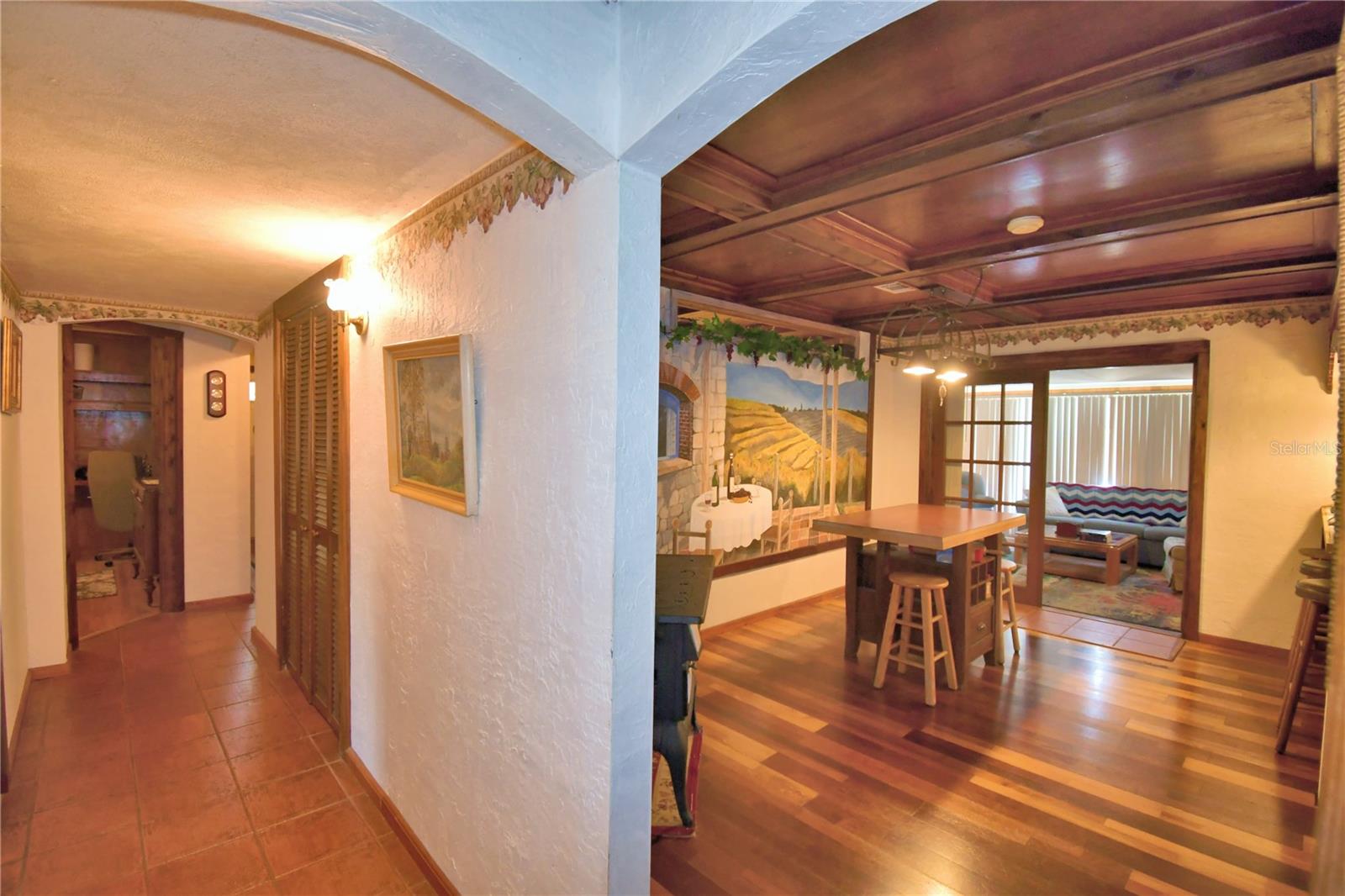 OAKRIDGE ESTATES - Residential