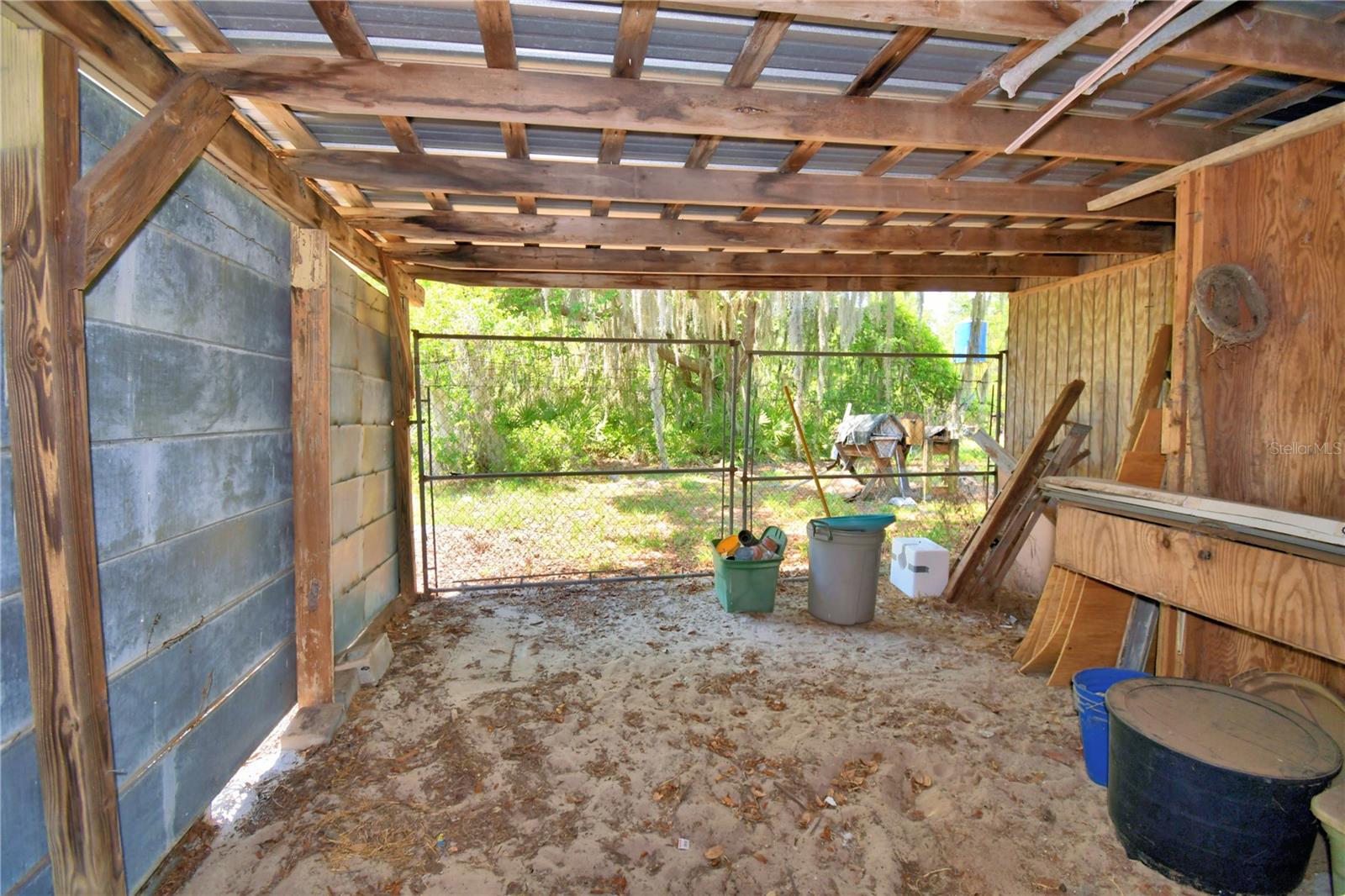 OAKRIDGE ESTATES - Residential