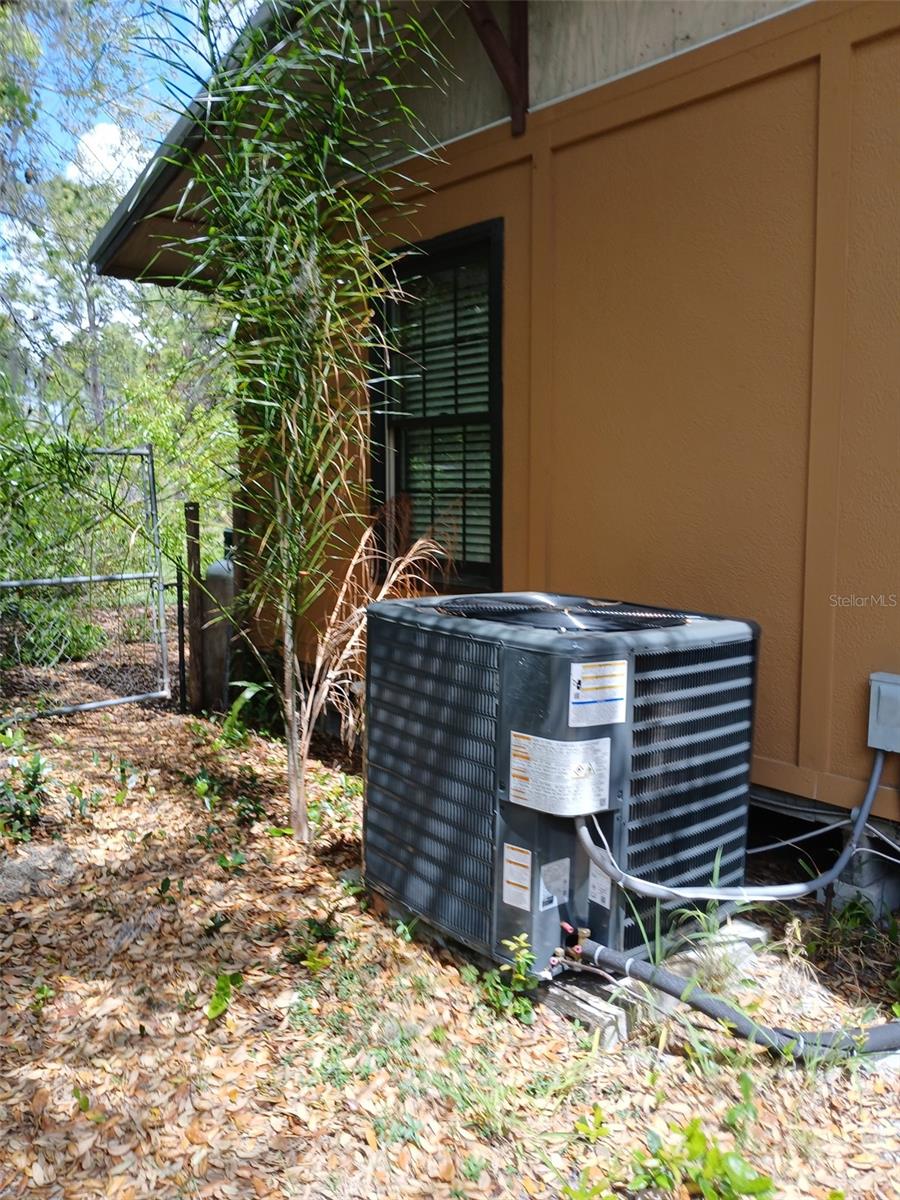 OAKRIDGE ESTATES - Residential