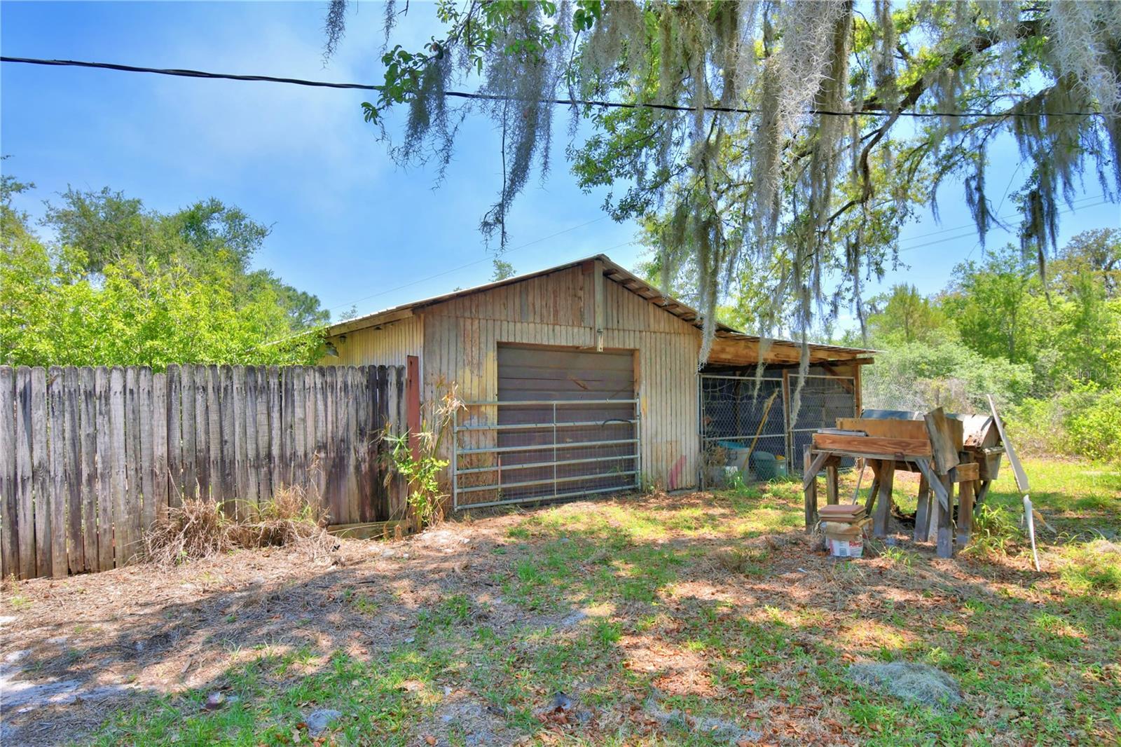 OAKRIDGE ESTATES - Residential