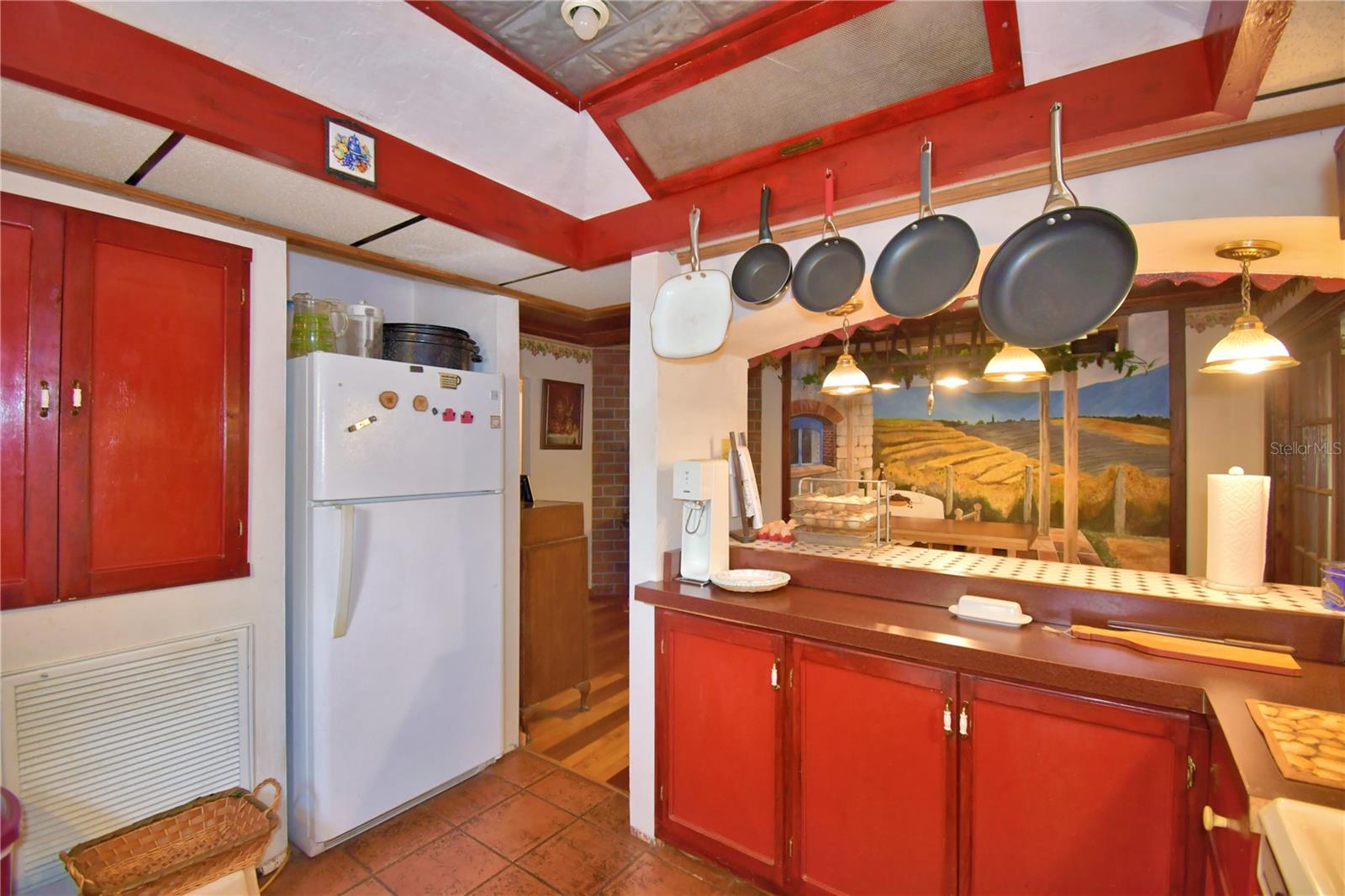 OAKRIDGE ESTATES - Residential