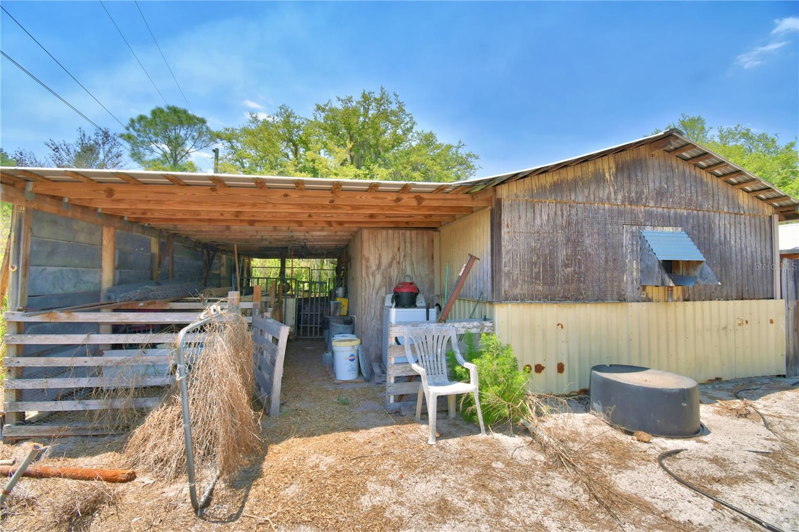 OAKRIDGE ESTATES - Residential