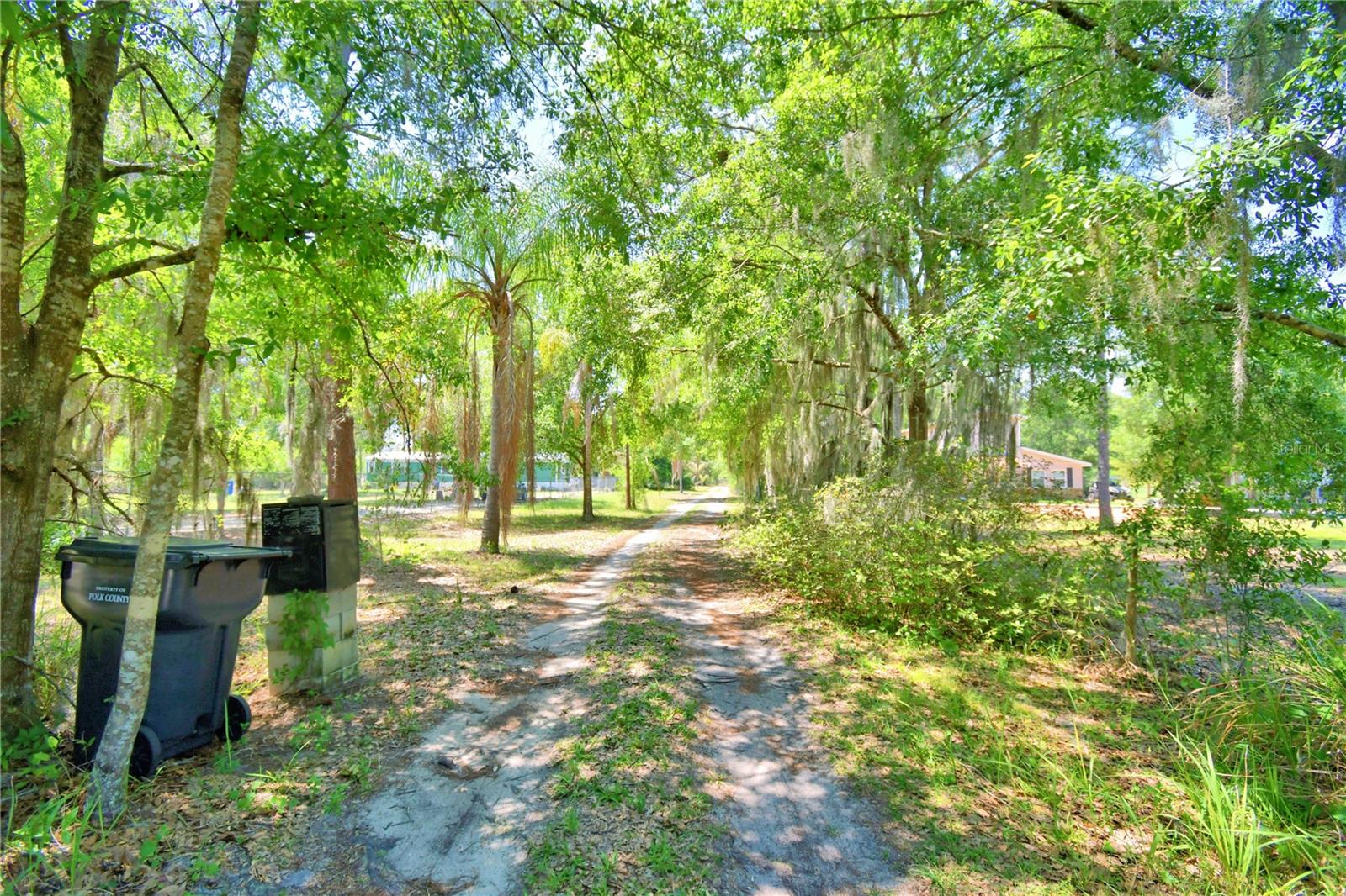 OAKRIDGE ESTATES - Residential