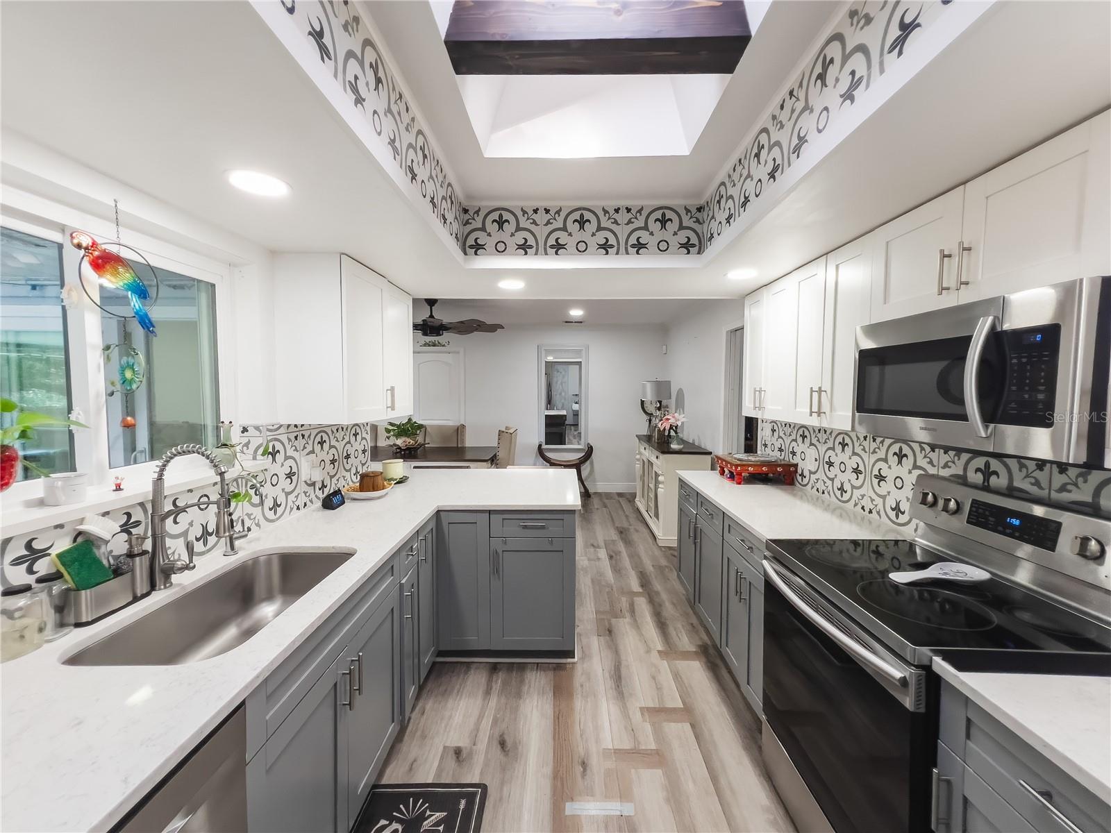 ROLLING ACRES EST UNIT 2 - Residential