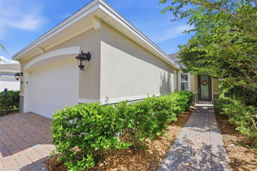 Photo of 479 Briarbrook Way, Deland, FL 32724 (MLS # V4951635)