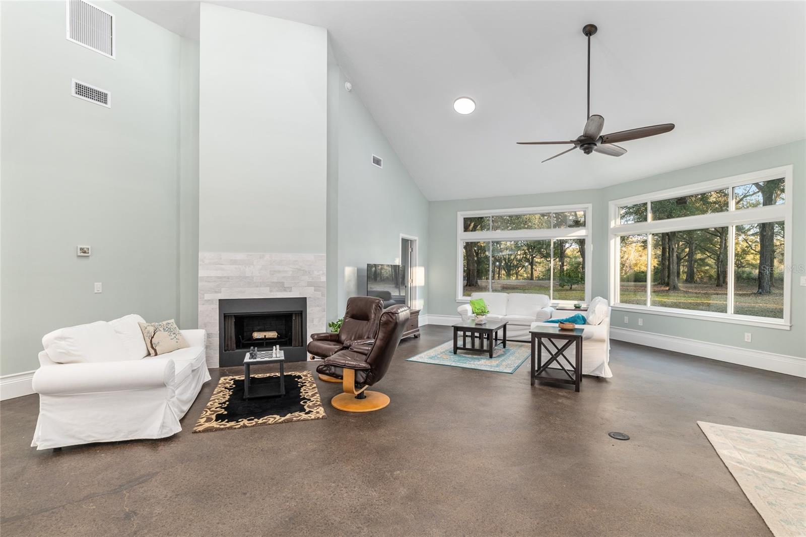 UNIVERSITY AVE PROPERTIES INC - Residential