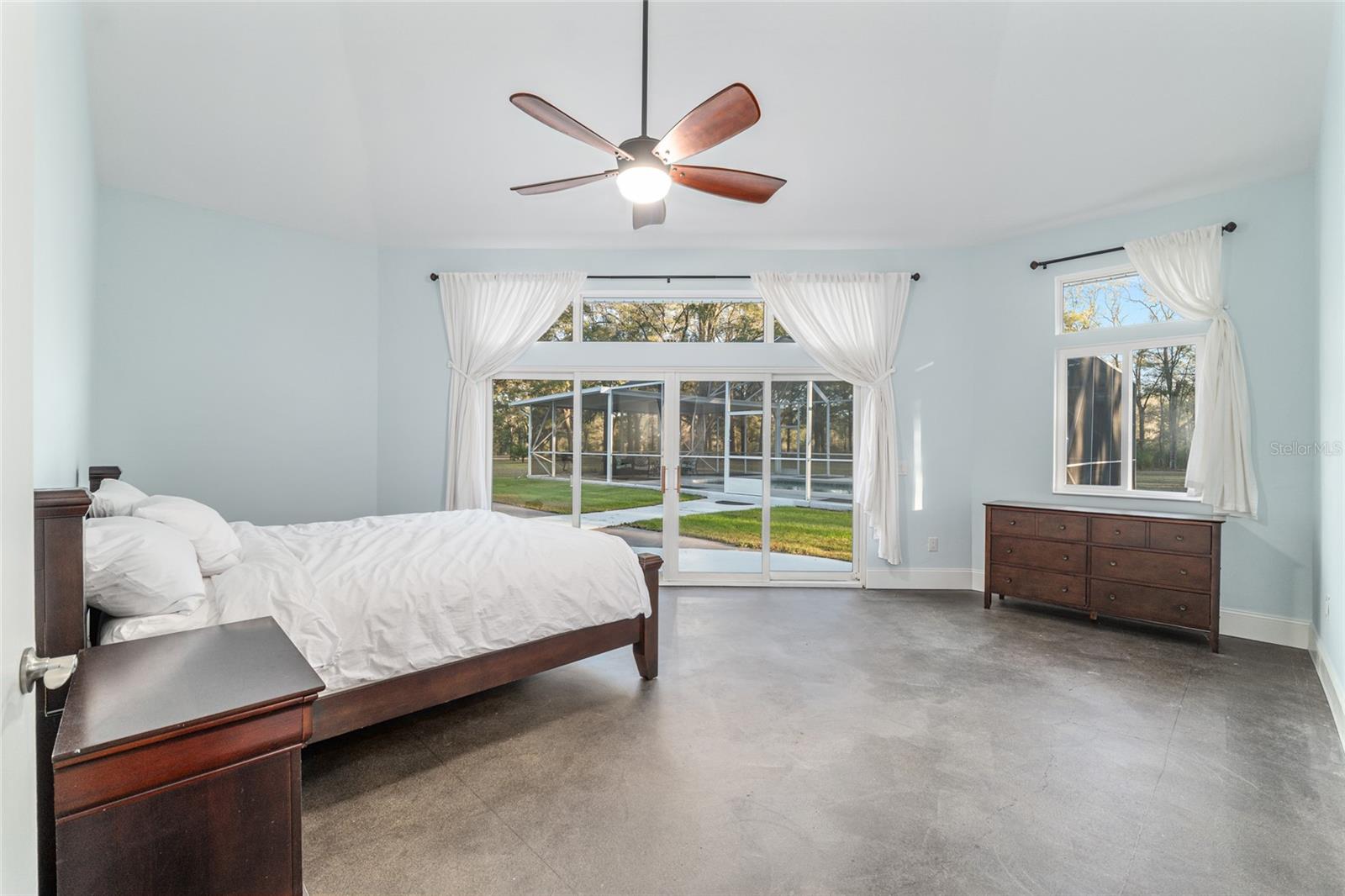 UNIVERSITY AVE PROPERTIES INC - Residential