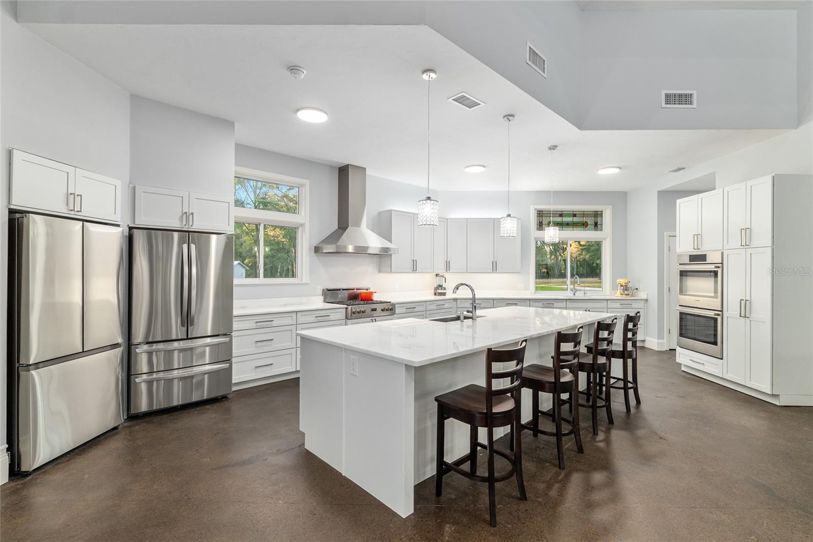 UNIVERSITY AVE PROPERTIES INC - Residential