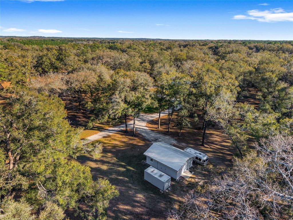 Photo of 6012 NW 168th Street, Alachua, FL 32615 (MLS # GC538345)