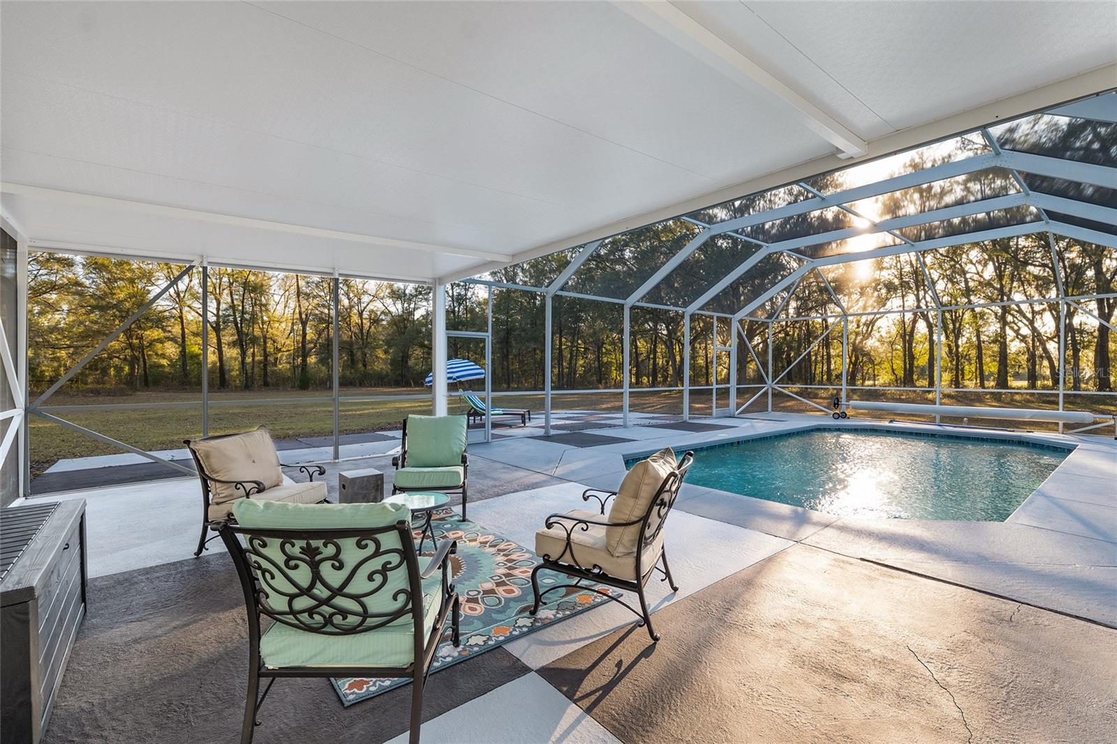 UNIVERSITY AVE PROPERTIES INC - Residential