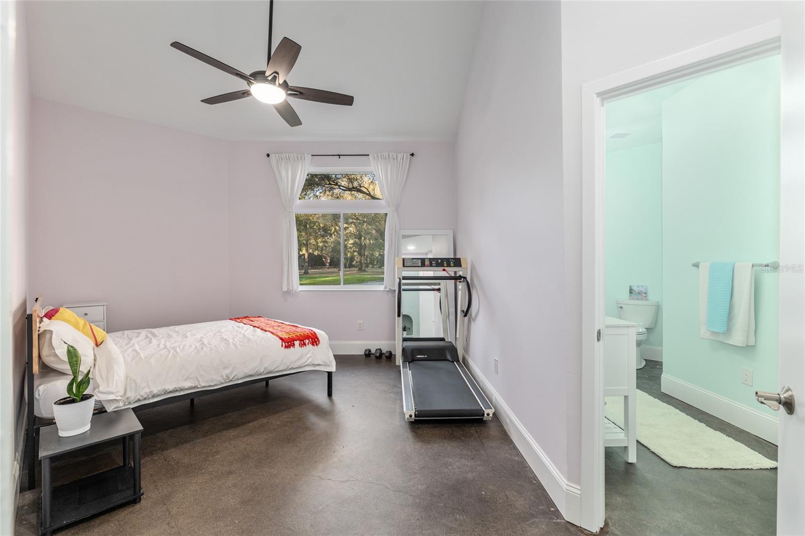 UNIVERSITY AVE PROPERTIES INC - Residential