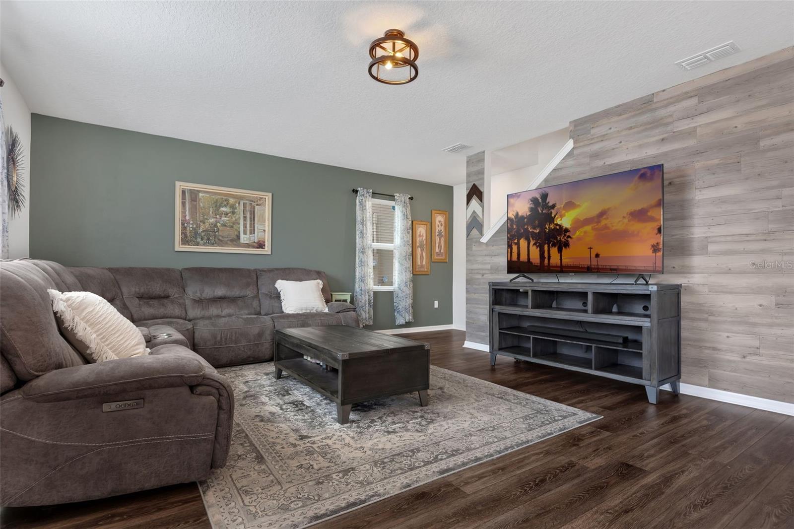 RIVIERA BELLA UN 8C - Residential