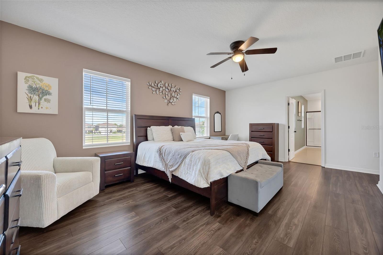 RIVIERA BELLA UN 8C - Residential