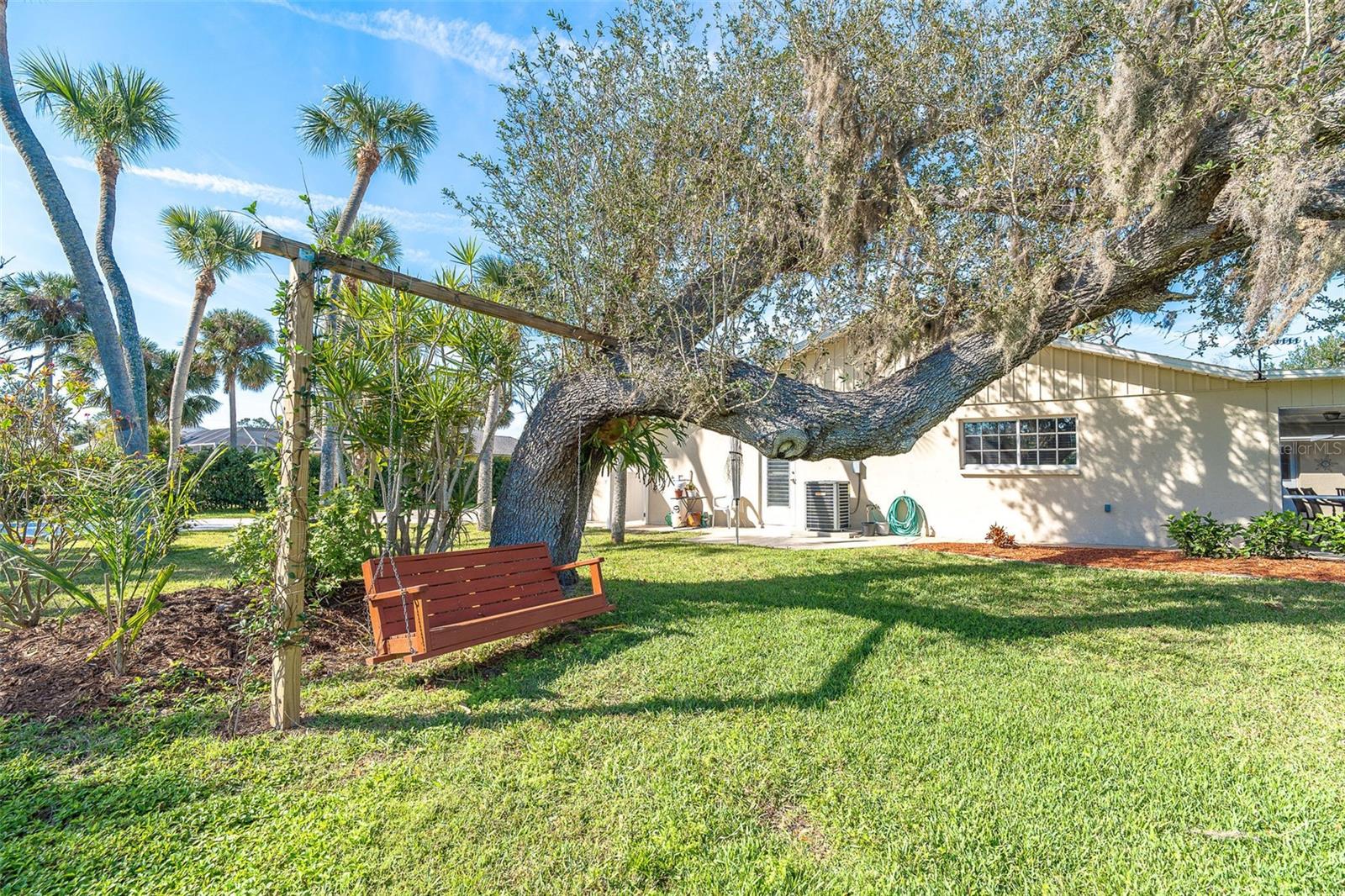 ARTIST ACRES - Residential