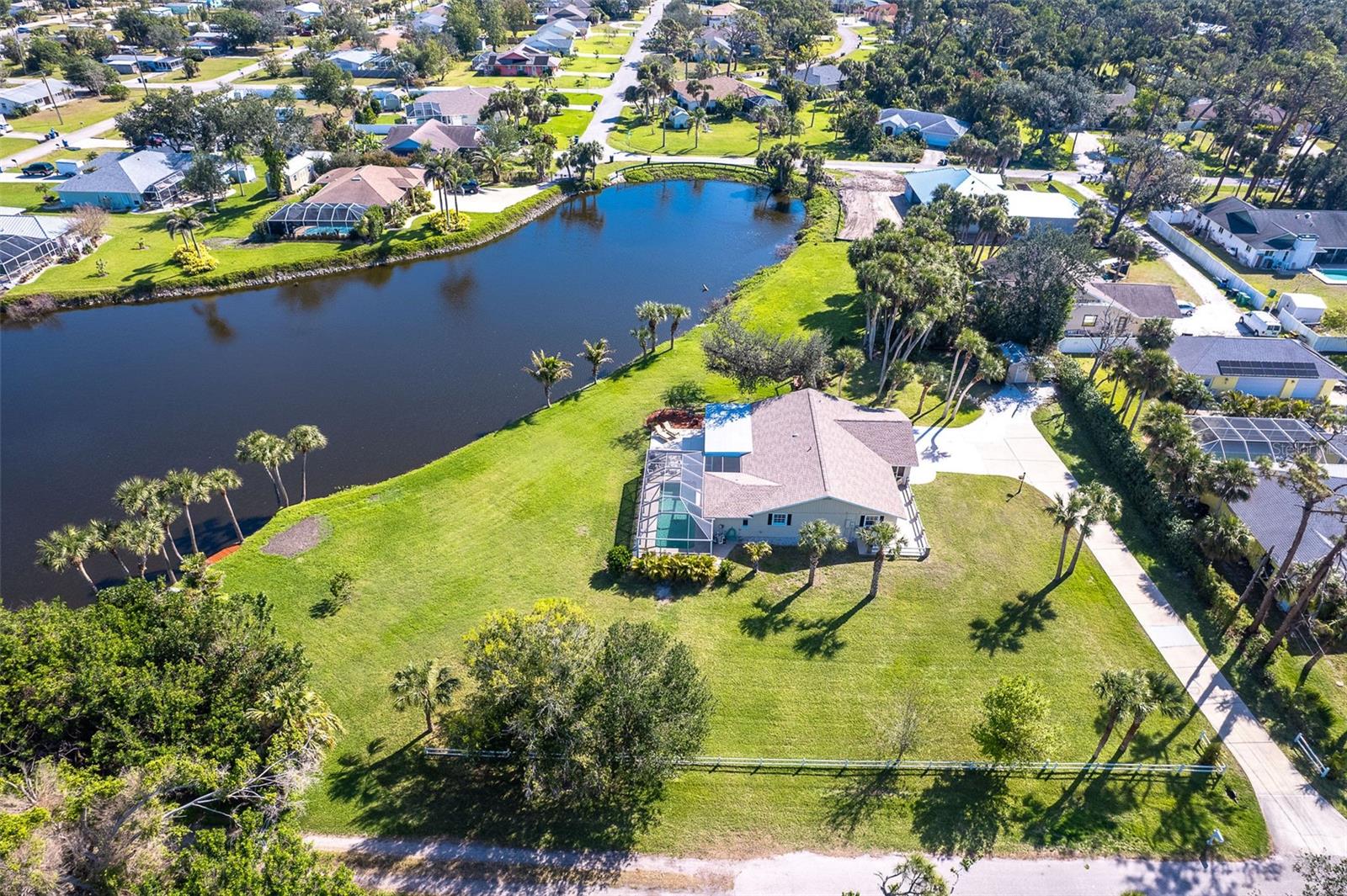 ARTIST ACRES - Residential