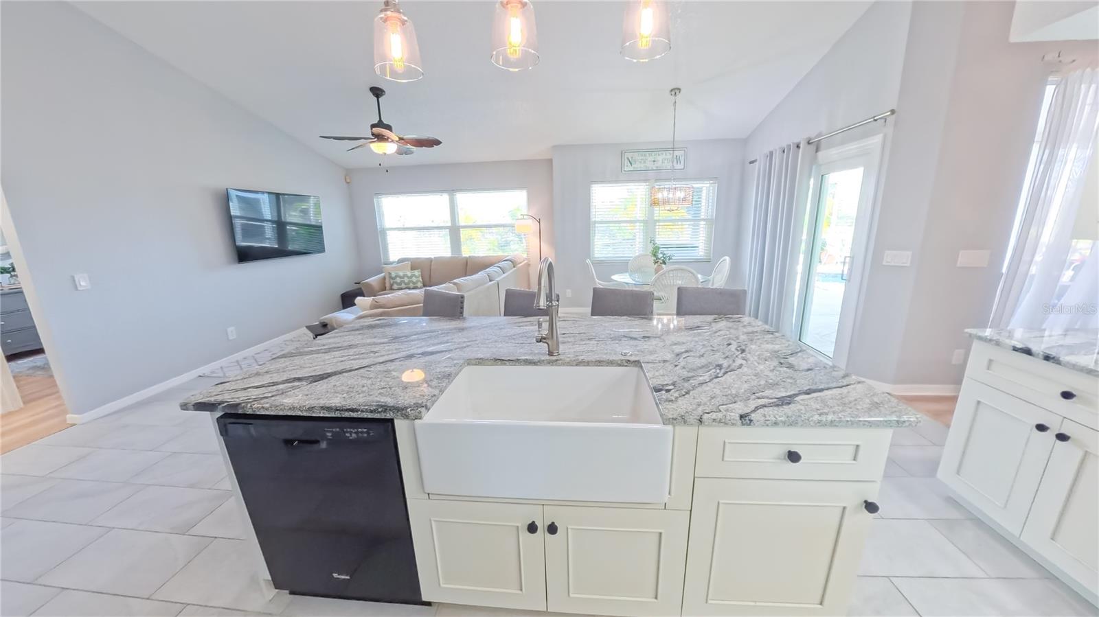 ROTONDA WEST BROADMOOR - Residential