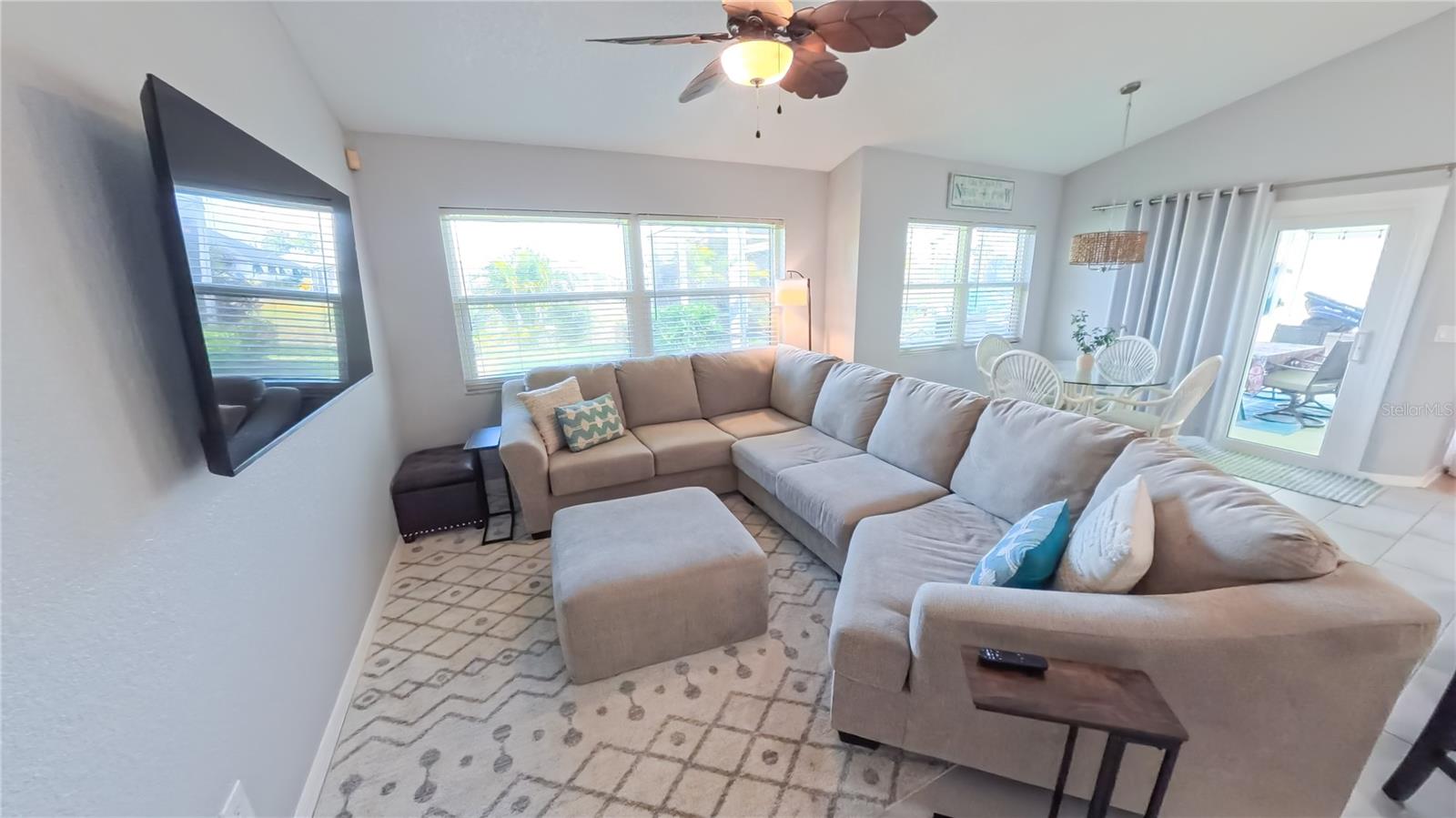 ROTONDA WEST BROADMOOR - Residential