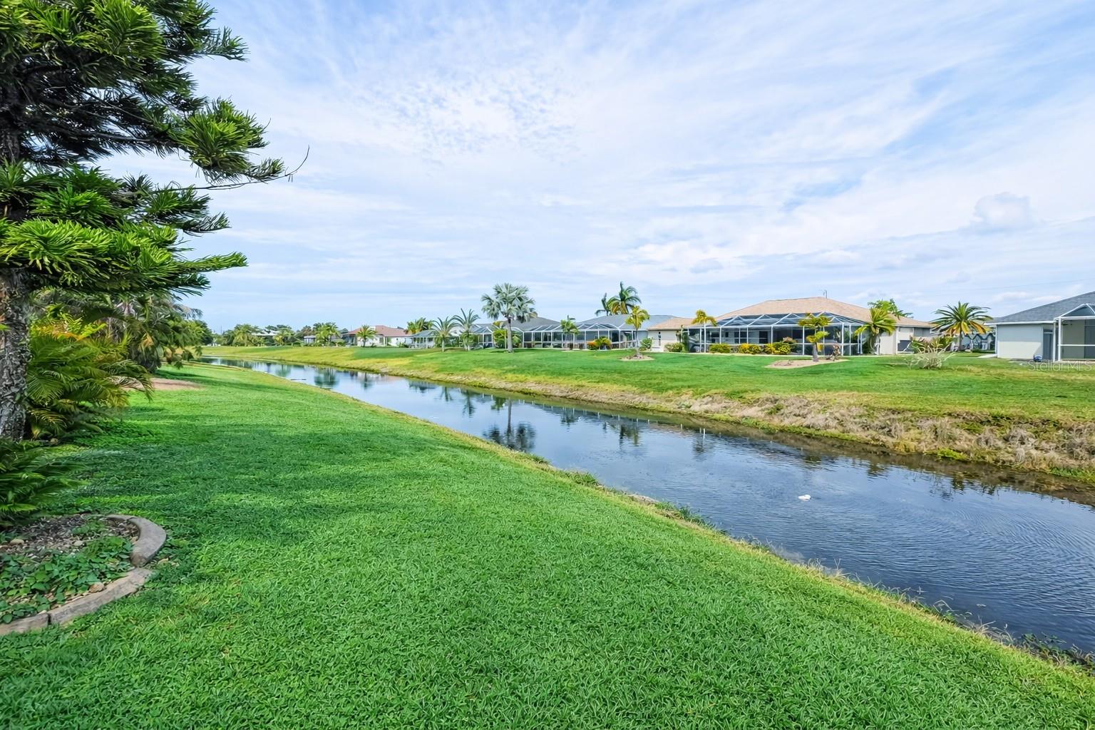 ROTONDA WEST BROADMOOR - Residential