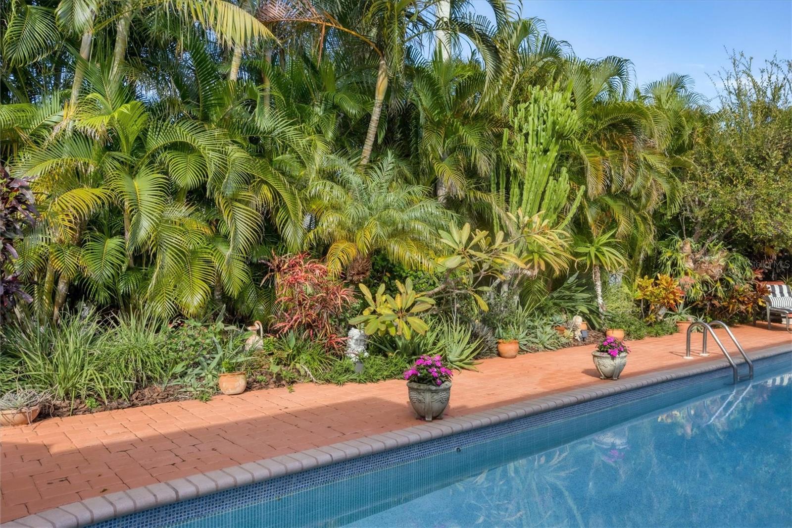 BIRD KEY SUB - Residential