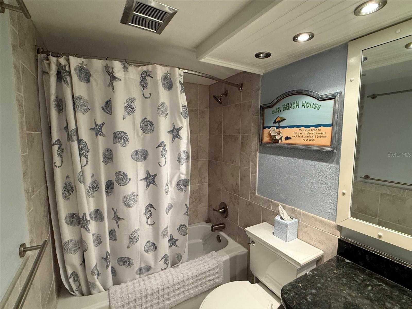 PORT TIERRA CONDO - Residential Lease