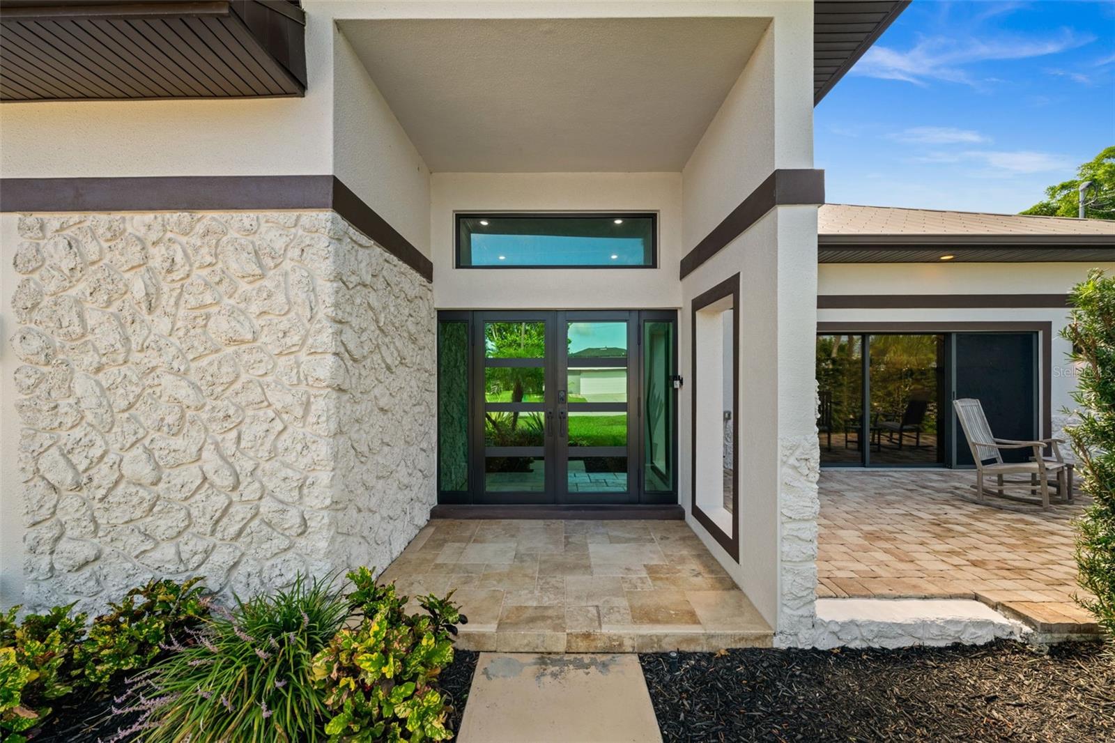 5815 SW 1ST PLACE