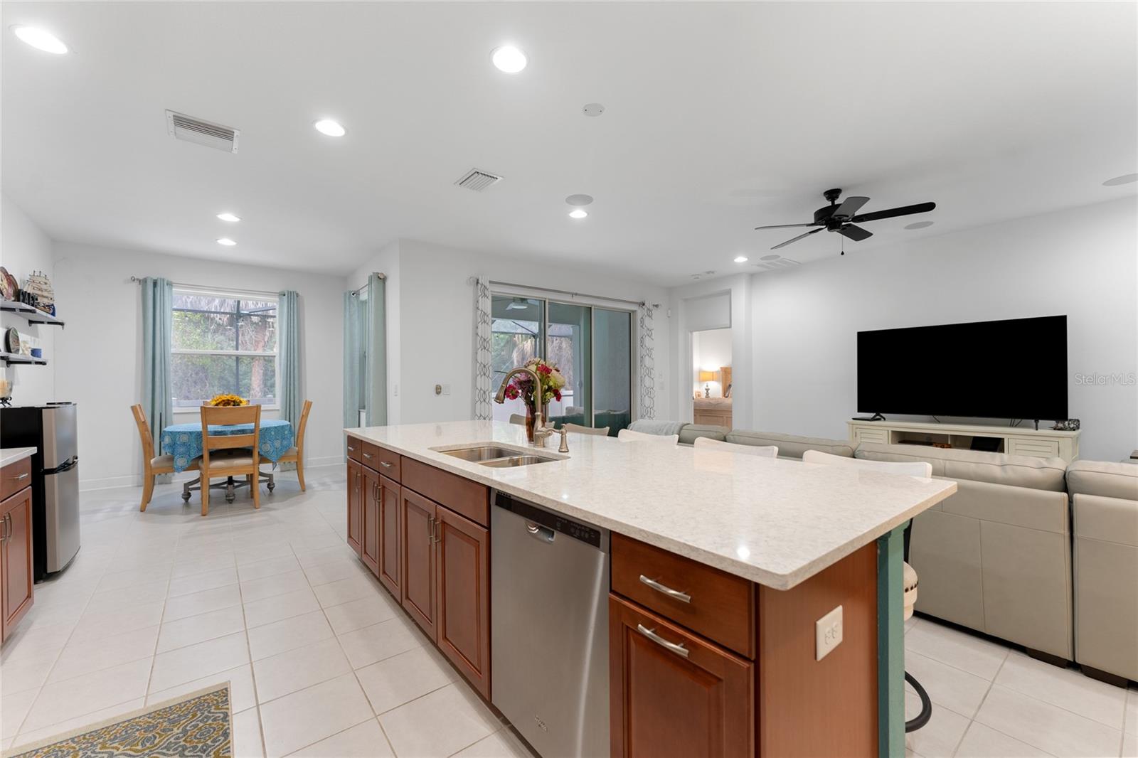 TARPON KEY - Residential