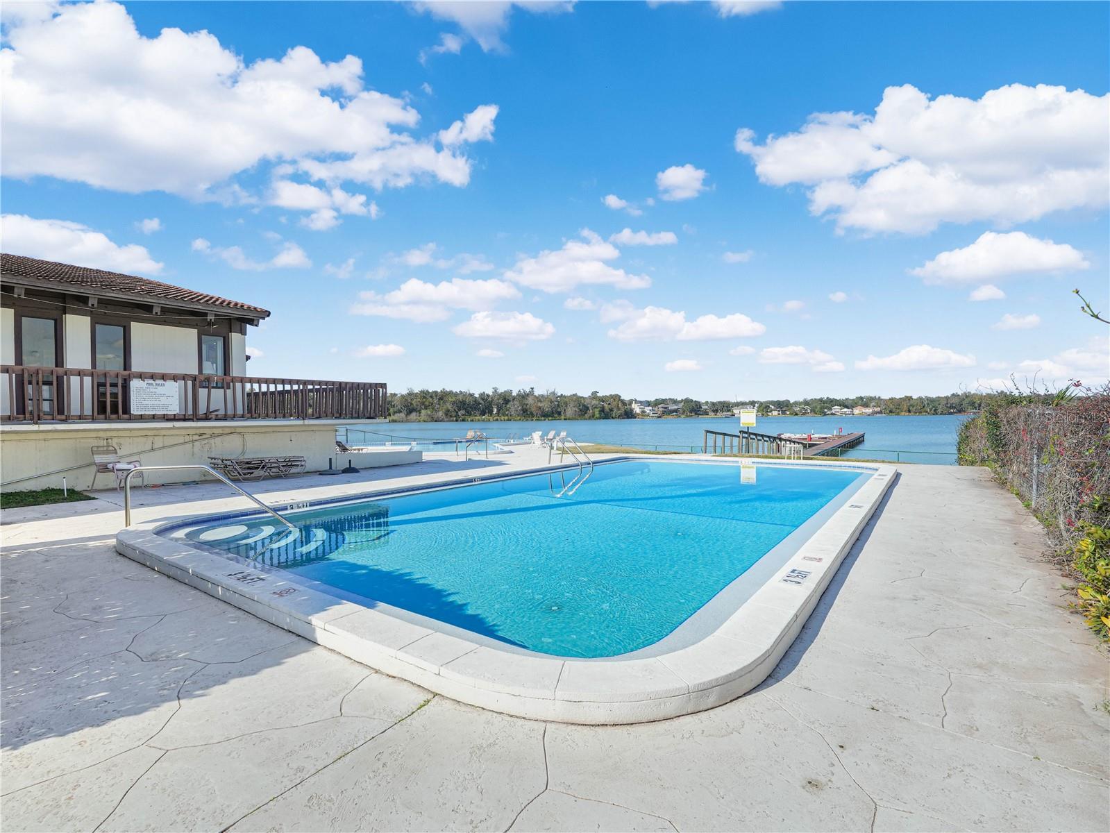 CASA LOMA INC TR H - Residential